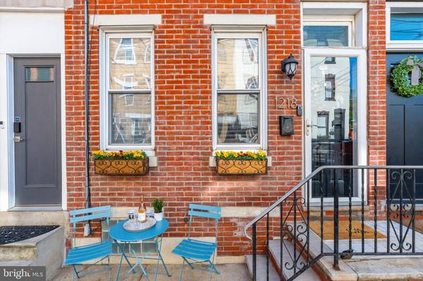 1218 E PALMER ST, Philadelphia, PA 19125