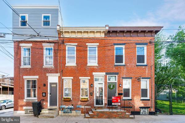 1218 E PALMER ST, Philadelphia, PA 19125