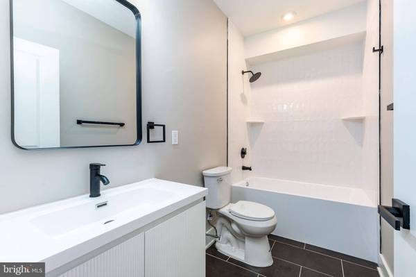 2048 N 3RD ST #1, Philadelphia, PA 19122