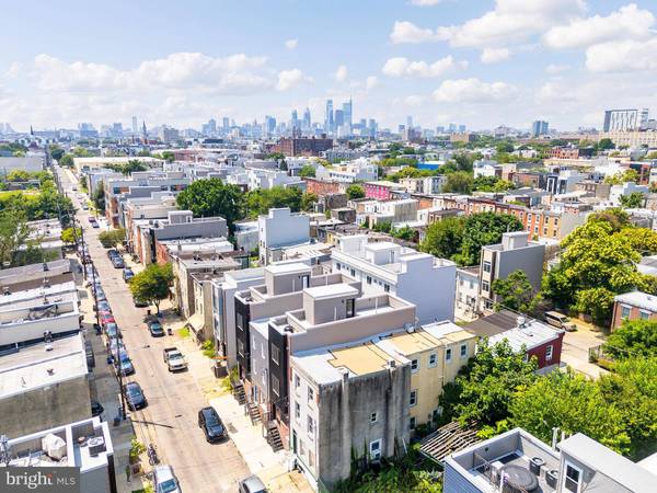 2048 3RD ST, Philadelphia, PA 19122