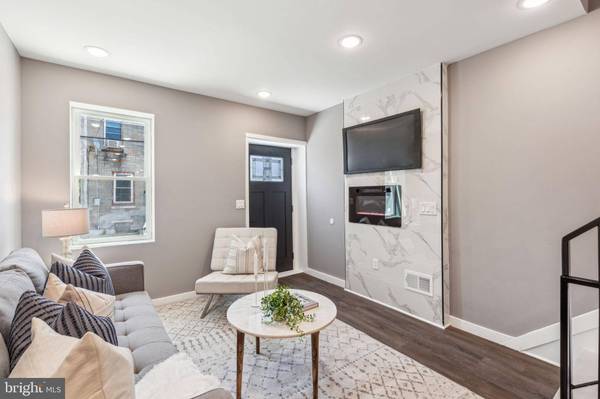 2536 N LEE ST, Philadelphia, PA 19125