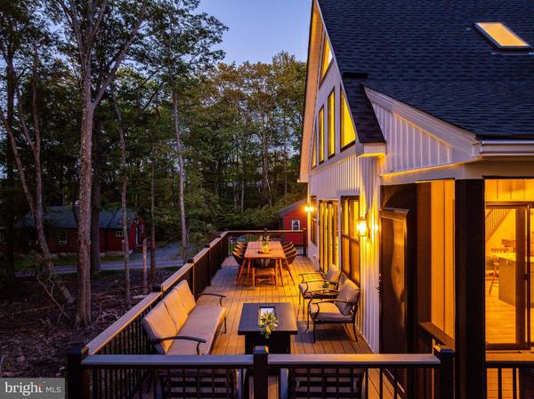 6 ALDER LN, Lake Harmony, PA 18624