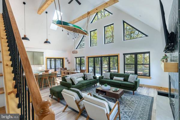 6 ALDER LN, Lake Harmony, PA 18624