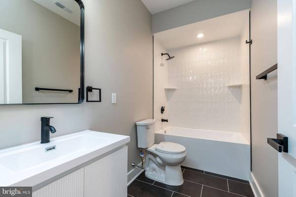 2048 N 3RD ST #2, Philadelphia, PA 19122