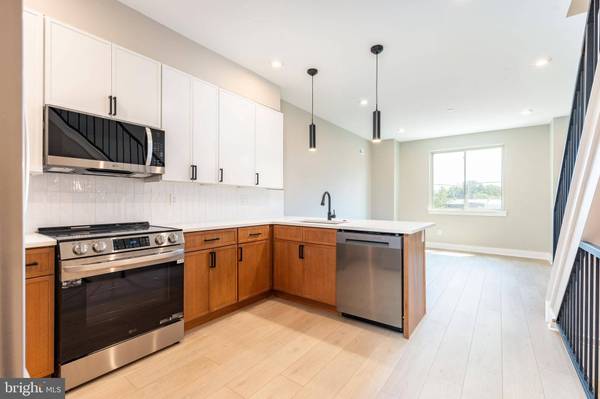 2048 N 3RD ST #2, Philadelphia, PA 19122