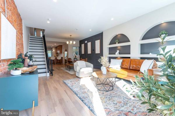 2033 DICKINSON ST, Philadelphia, PA 19146