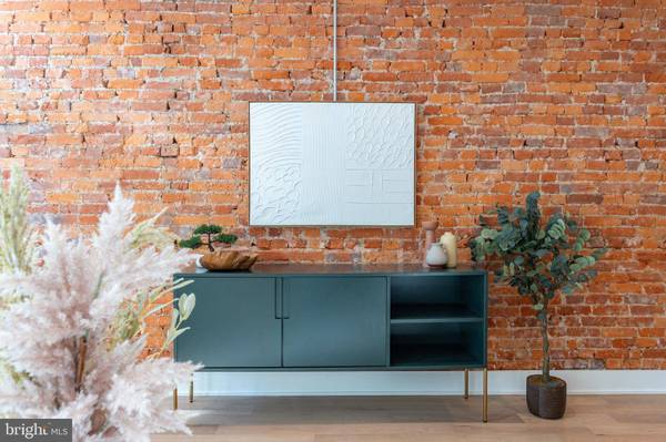 2033 DICKINSON ST, Philadelphia, PA 19146