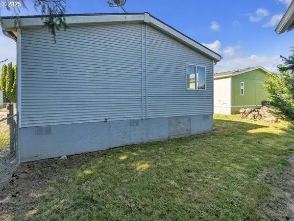 2400 SE STRATUS AVE #66, Mc Minnville, OR 97128