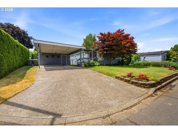 655 NE BURNETT RD #15, Mc Minnville, OR 97128