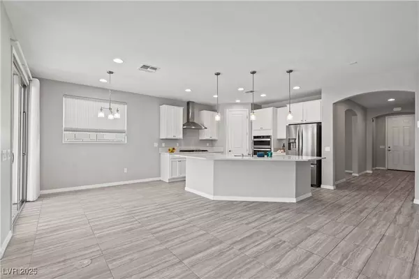 10416 Skye Arroyo AVE, Las Vegas, NV 89166