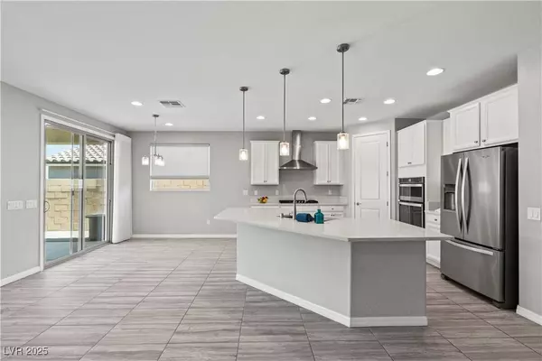 10416 Skye Arroyo AVE, Las Vegas, NV 89166