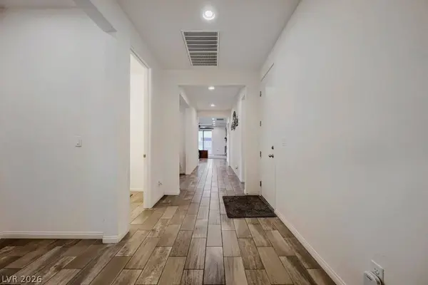 5665 Silver Cascade AVE, Las Vegas, NV 89131