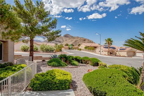 10709 Hunters Woods PL, Las Vegas, NV 89134