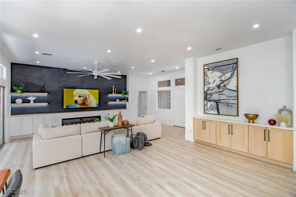 10709 Hunters Woods PL, Las Vegas, NV 89134