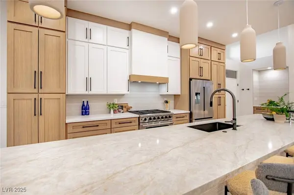 10025 Netherton DR, Las Vegas, NV 89134