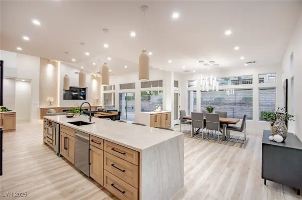 10025 Netherton DR, Las Vegas, NV 89134