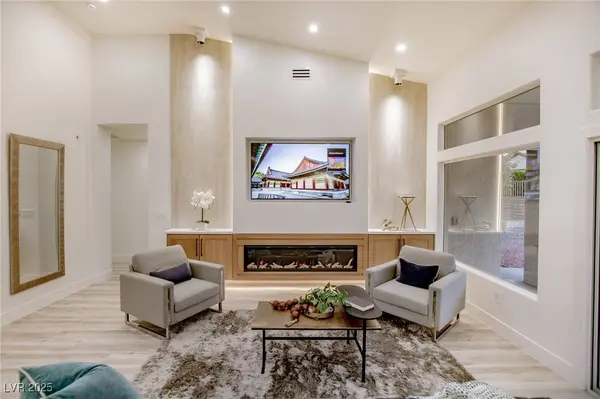 10025 Netherton DR, Las Vegas, NV 89134