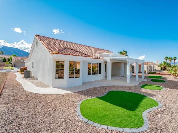 3004 Lotus Hill DR, Las Vegas, NV 89134