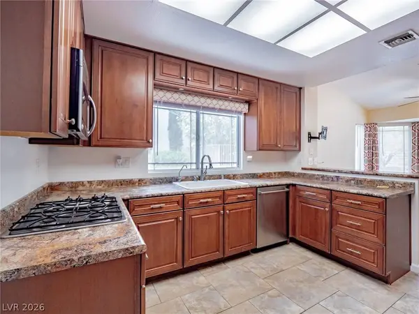 2629 Tumble Brook DR, Las Vegas, NV 89134