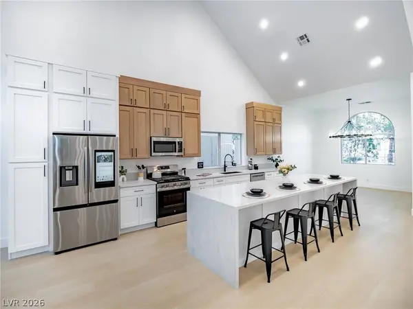 2729 Beachside CT, Las Vegas, NV 89117