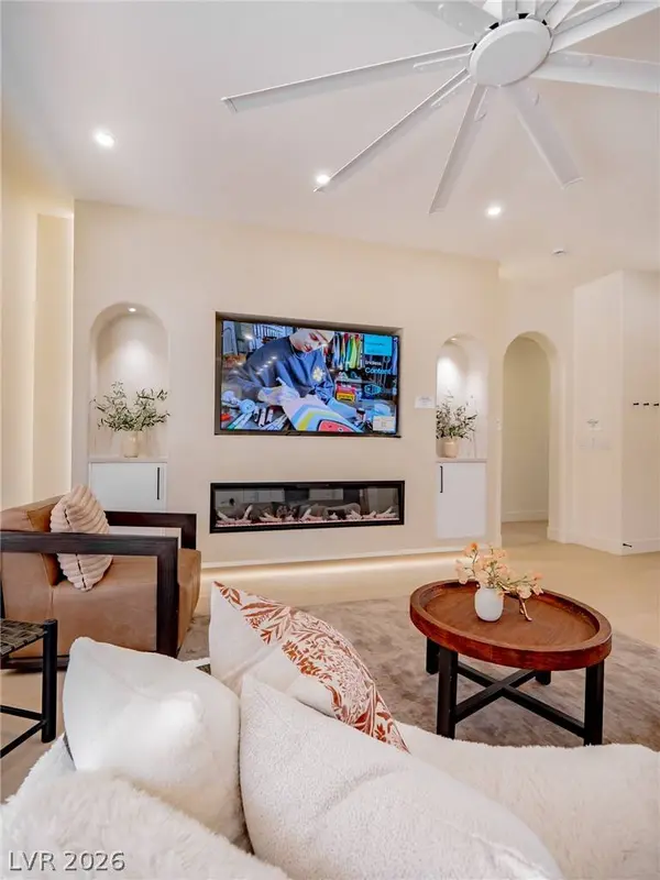 2413 Rockford ST, Las Vegas, NV 89134