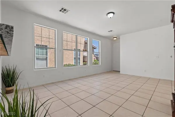 2633 Chin Cactus CT, Las Vegas, NV 89106
