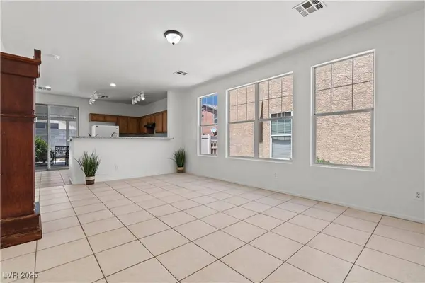 2633 Chin Cactus CT, Las Vegas, NV 89106