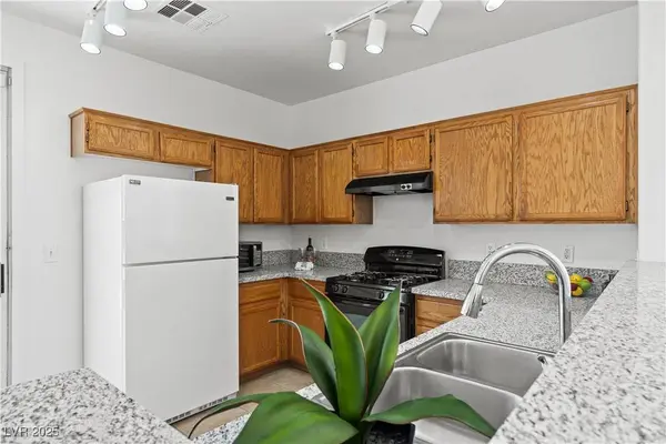 2633 Chin Cactus CT, Las Vegas, NV 89106