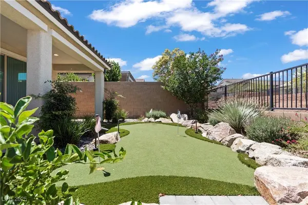 10416 Skye Arroyo AVE, Las Vegas, NV 89166