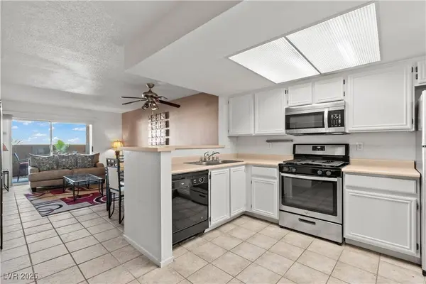 8070 W Russell RD #1023, Las Vegas, NV 89113