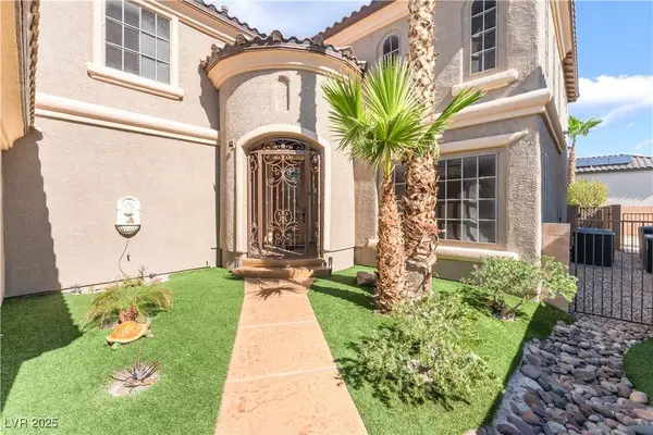 7832 Regency Park ST, Las Vegas, NV 89149