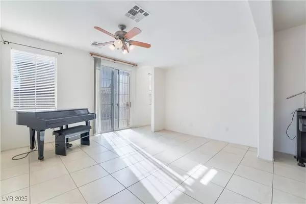 9841 Lake Austin CT, Las Vegas, NV 89148