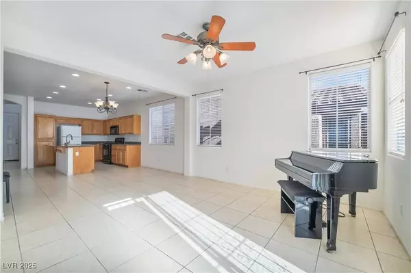 9841 Lake Austin CT, Las Vegas, NV 89148