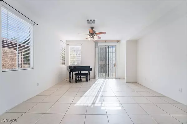 9841 Lake Austin CT, Las Vegas, NV 89148