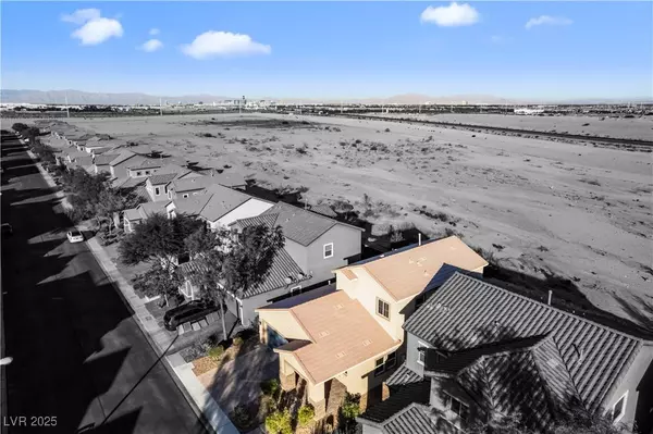 10256 Glacier Pool ST, Las Vegas, NV 89178