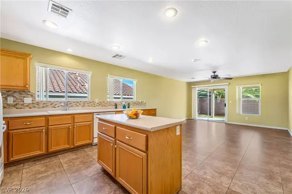 194 Kings Canyon CT, Henderson, NV 89012