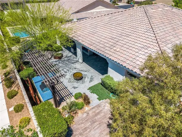 9335 Las Haciendas RD, Las Vegas, NV 89148
