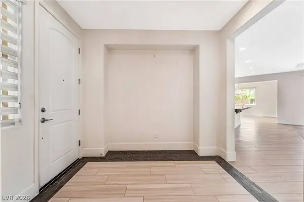 9335 Las Haciendas RD, Las Vegas, NV 89148