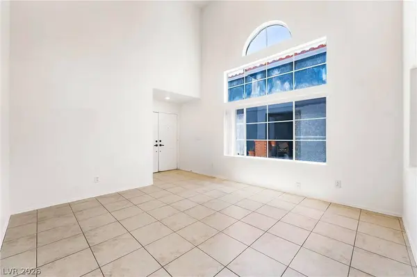 6993 Troubador DR, Las Vegas, NV 89119