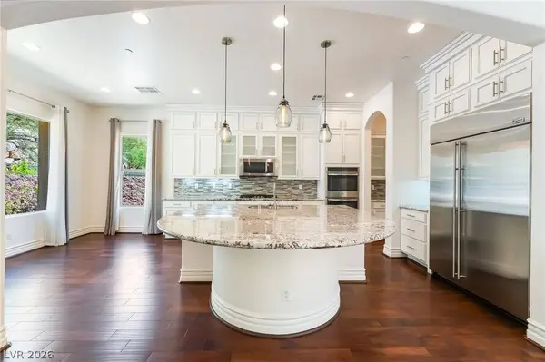 72 Rezzonico DR, Henderson, NV 89011