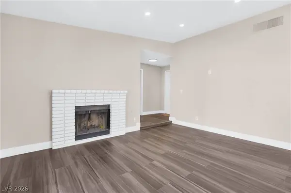 6816 Hetherbrae LN, Las Vegas, NV 89156
