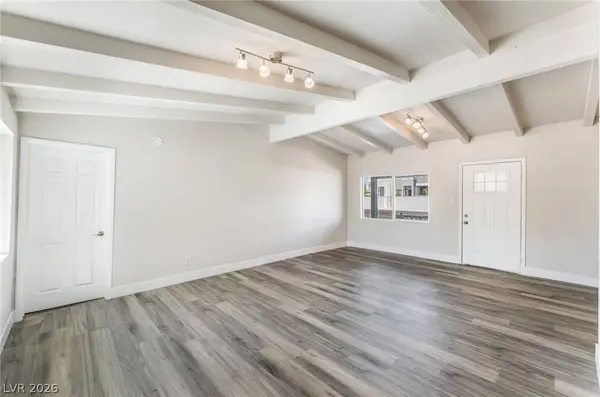2320 E Oakey BLVD, Las Vegas, NV 89104