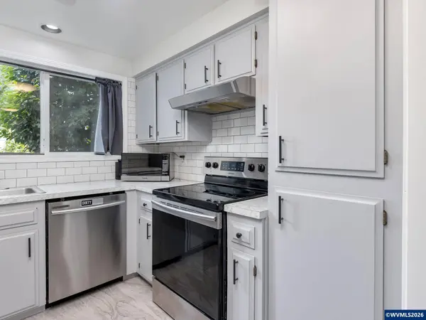 3772 Auburn Rd NE NE, Salem, OR 97301