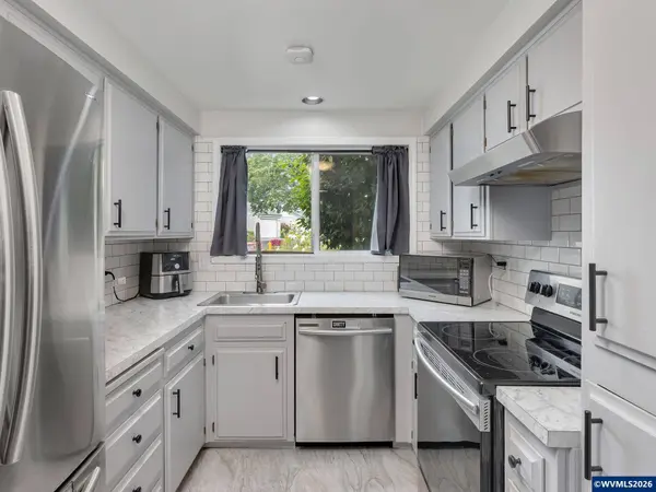 3772 Auburn Rd NE NE, Salem, OR 97301