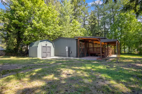 157 Rogers Rd, Silver Lake, WA 98645-9715