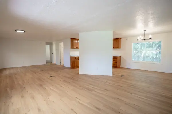 157 Rogers Rd, Silver Lake, WA 98645-9715
