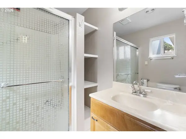 8506 SE MILL ST, Portland, OR 97216