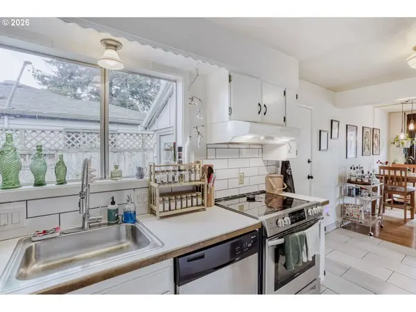 5108 SE INSLEY ST, Portland, OR 97206