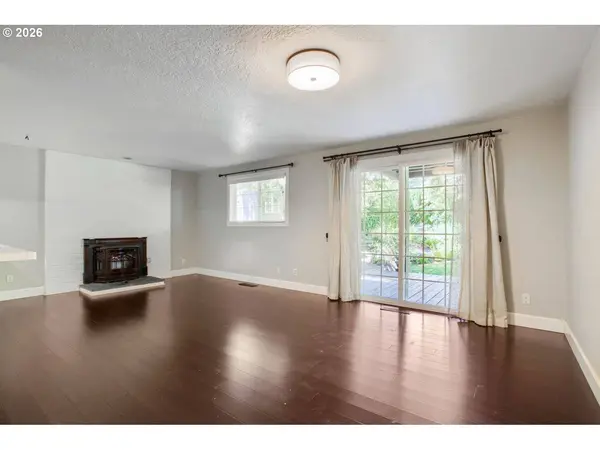 2705 SE HICKLIN CT, Troutdale, OR 97060