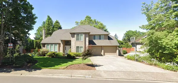 14735 SW Peachtree Dr, Portland, OR 97224-1486